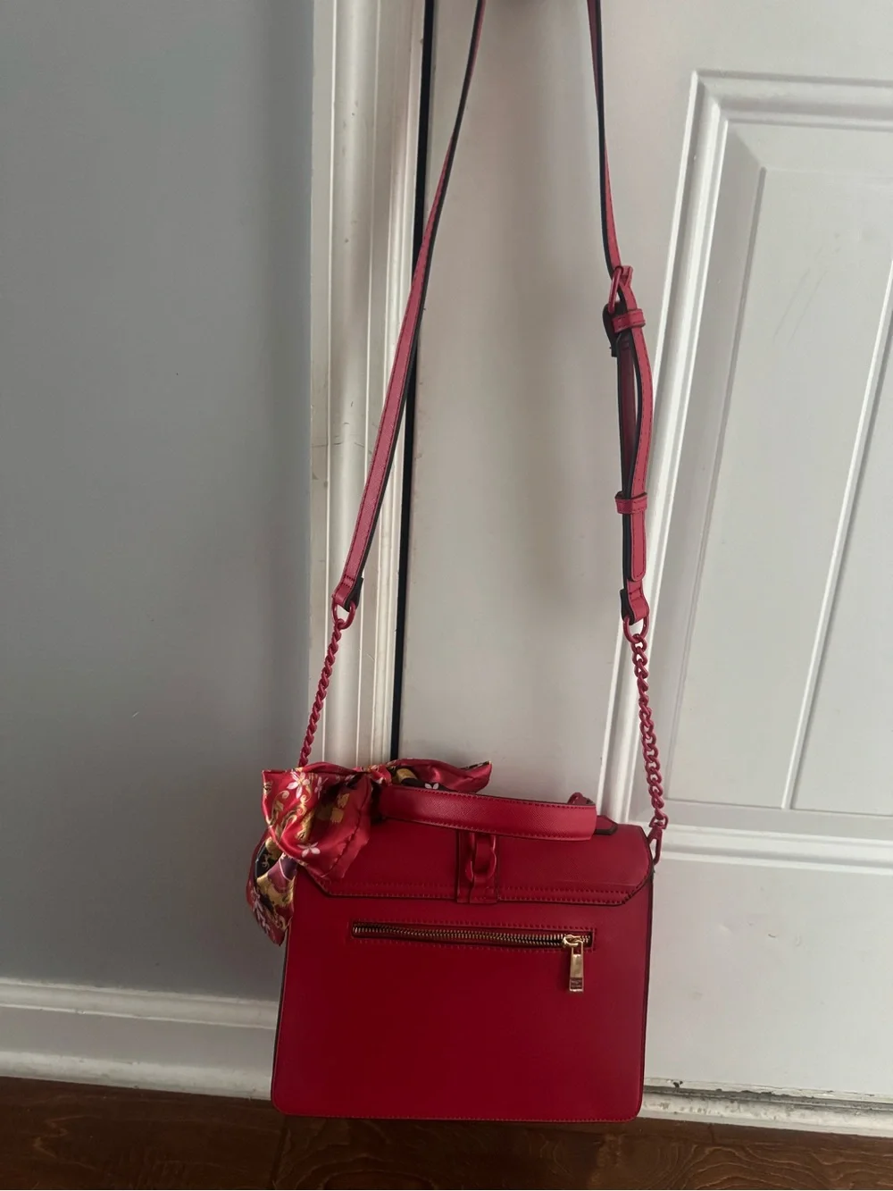 Aldo 10 structured